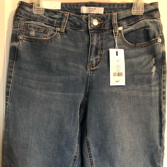 Dynamite Kate Distressed Denim - Picture 8 of 9